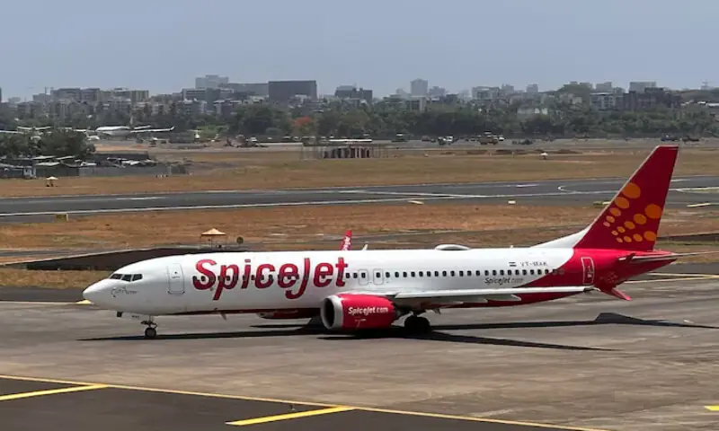 A SpiceJet passenger aircraft taxis on the tarmac at Chhatrapati Shivaji International Airport in Mumbai, India. &ndash; Reuters file