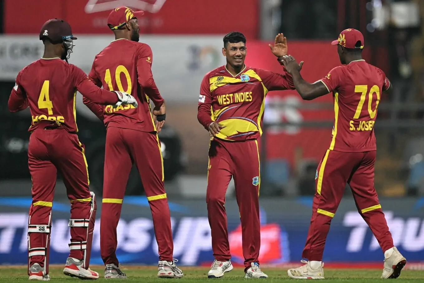 ویسٹ انڈیز بمقابلہ زمبابوے