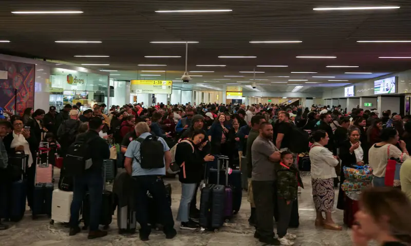 People line up to find out about their flight status due to cancellations a day after a series of blockades and attacks by organised crime following a military operation in which cartel boss Nemesio Oseguera, &ldquo;El Mencho,&rdquo; was killed, at Guadalajara International Airport in Tlajomulco de Zuniga, Mexico. &ndash; Reuters