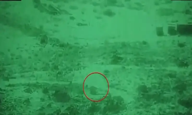 The intensity of the response forced Taliban fighters to abandon their positions. The intensity of the response forced Taliban fighters to abandon their positions.