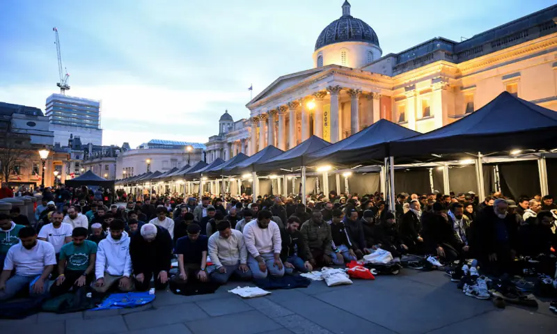 Muslims pray during Open Iftar 2025 organised by the Ramadan Tent Project, at Trafalgar Square in London, Britain. &ndash; Reuters