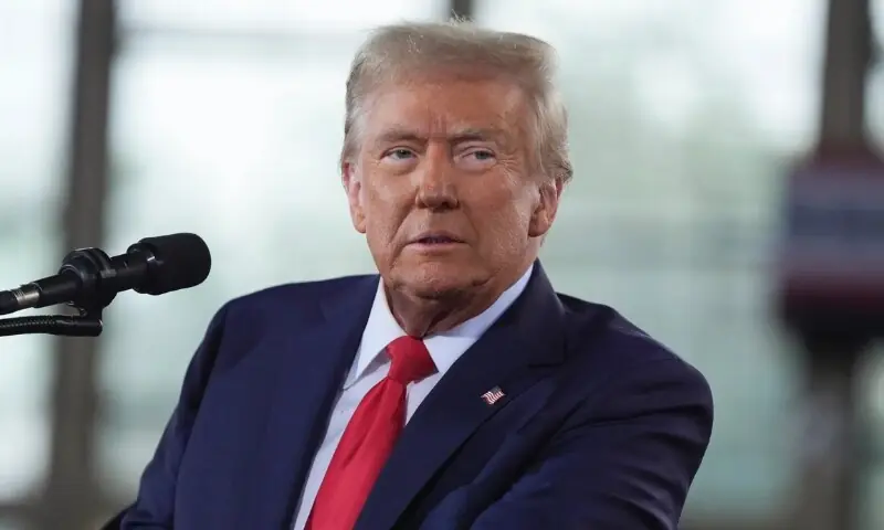 امریکی صدر ڈونلڈ ٹرمپ کا ایران کے پاور پلانٹس پر حملے ملتوی کرنے کا حکم