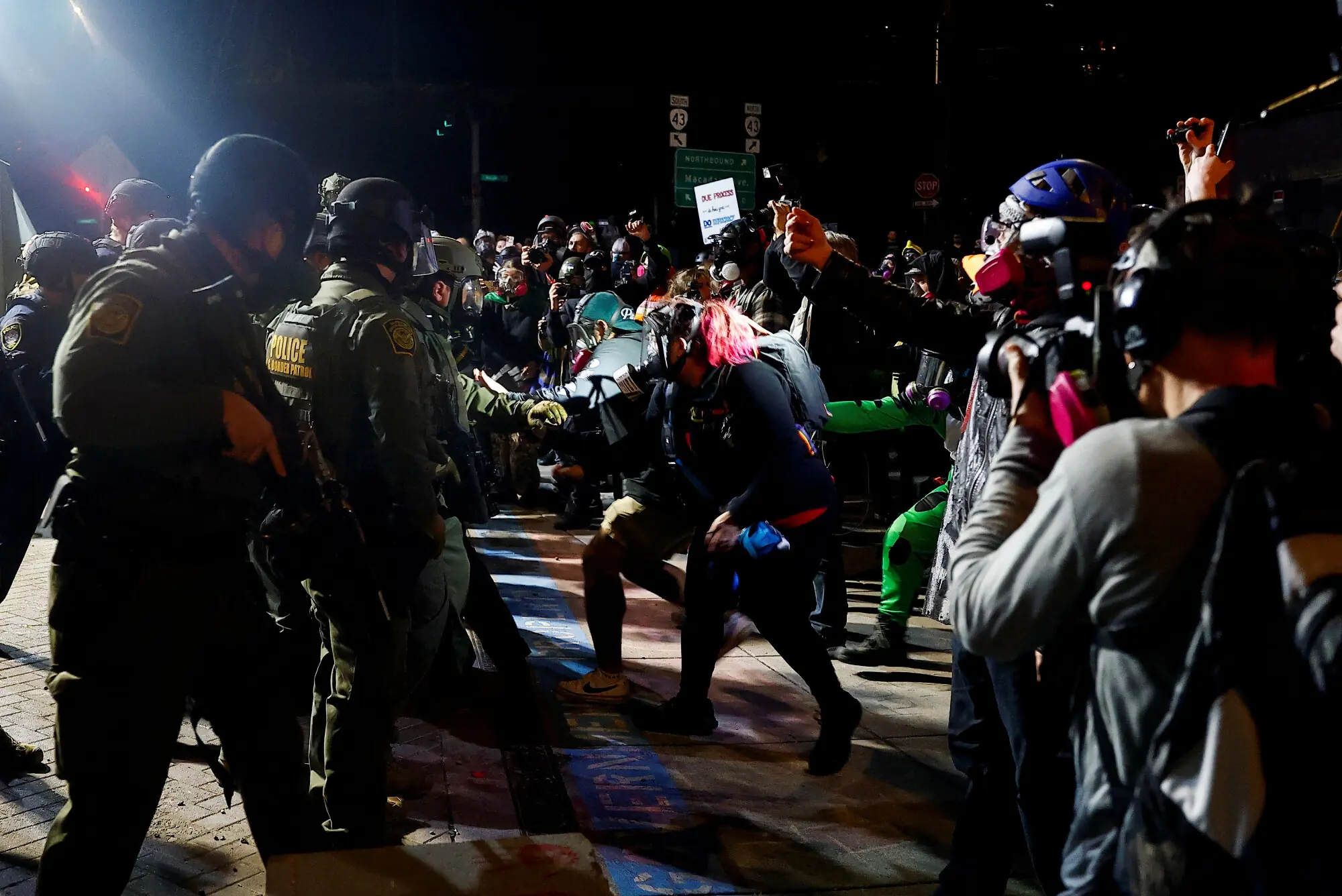 Demonstrators clash with the federal and Border Patrol agents outside the U.S. Immigration and Customs Enforcement (ICE) facility, after a &ldquo;No Kings&rdquo; protest against U.S. President Donald Trump&rsquo;s administration policies, in Portland, Oregon. &ndash; Reuters
