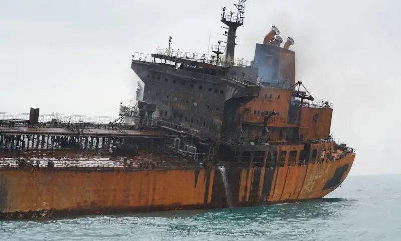 A damaged tanker carrying Iraqi fuel oil after catching fire in Iraq&rsquo;s territorial waters. &ndash; Reuters