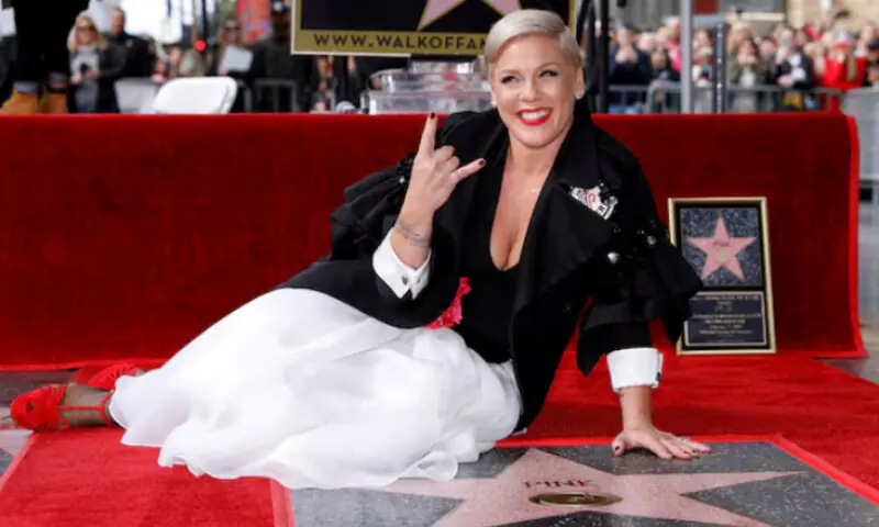 Singer and songwriter Pink poses as she receives a star on the Hollywood Walk of Fame in Los Angeles, California, US. &ndash; Reuters