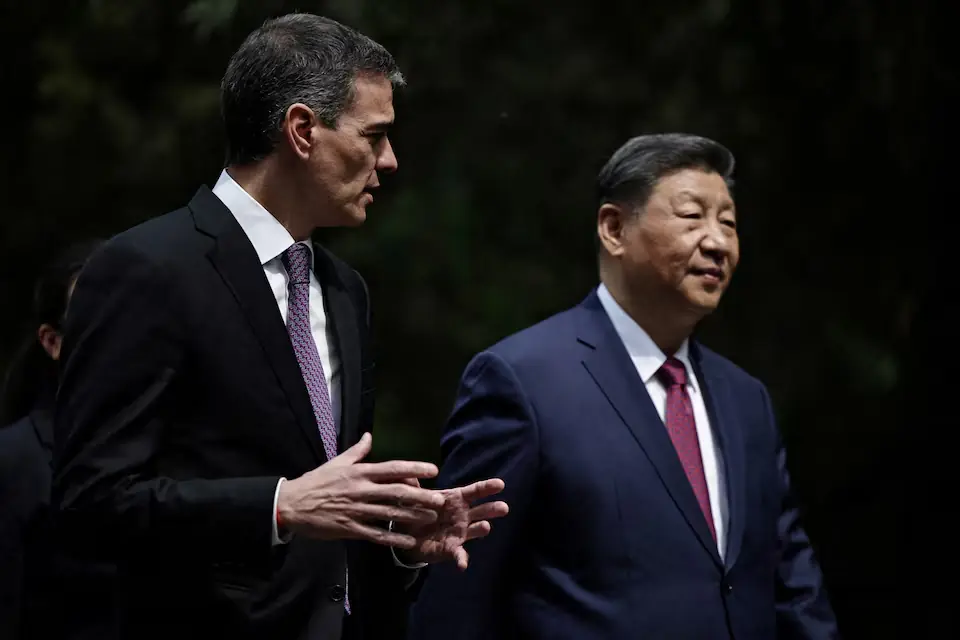 Spanish Prime Minister Pedro Sanchez and Chinese President Xi Jinping. &ndash; Reuters