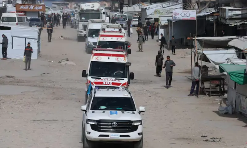 UN vehicle leads ambulances carrying war-wounded people and patients who leave Gaza, for treatment abroad, through the Rafah border crossing between Gaza and Egypt after it was opened by Israel for a limited number of people, in Khan Younis in the southern Gaza Strip. &ndash; Reuters