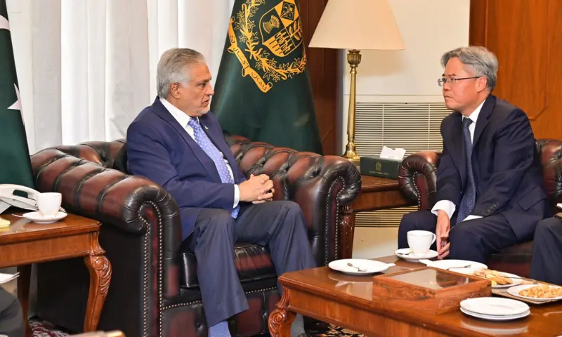 Chinese Ambassador to Pakistan Jiang Zaidong, Deputy Prime Minister and Foreign Minister Mohammad Ishaq Dar. &ndash; APP