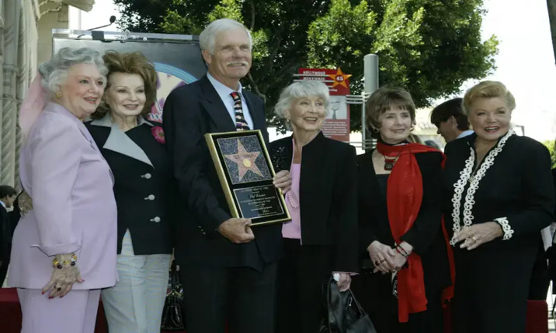 Ted Turner stands with actresses from the golden age of Hollywood after his star was unveiled on the Hollywood Walk of Fame along Hollywood Boulevard. -- Reuters file