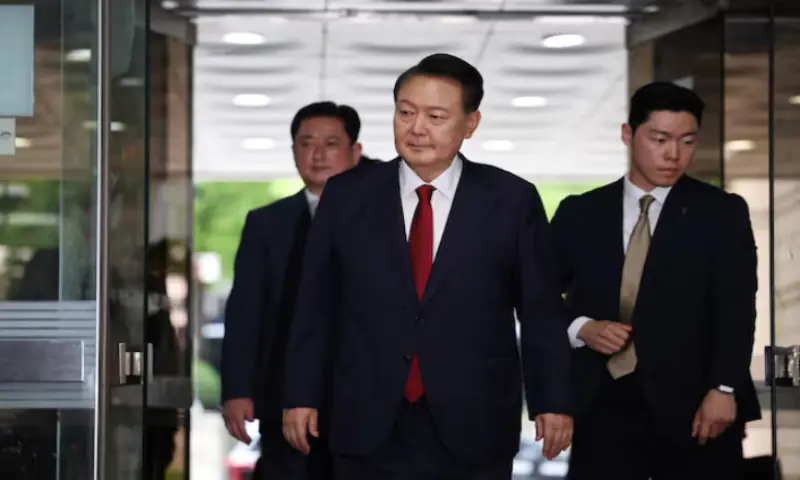 Former South Korean President Yoon Suk Yeol arrives at a court to attend a hearing to review his arrest warrant requested by special prosecutors in Seoul, South Korea. -- Reuters
