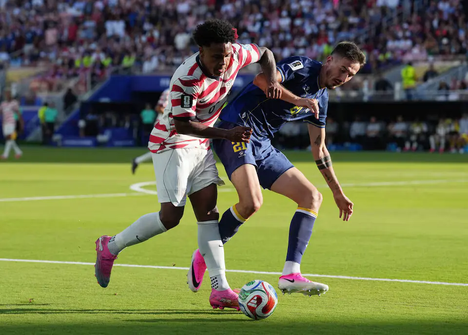 Weston McKennie of the US in action with Bosnia and Herzegovina's Stjepan Radeljic. -- Reuters