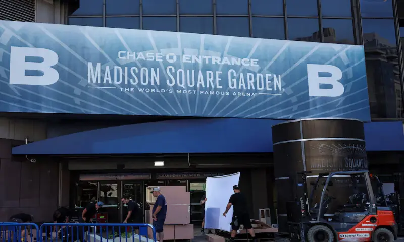 Barriers are set up outside the entrance to Madison Square Garden in New York, US. -- Reuters Barriers are set up outside the entrance to Madison Square Garden in New York, US. -- Reuters