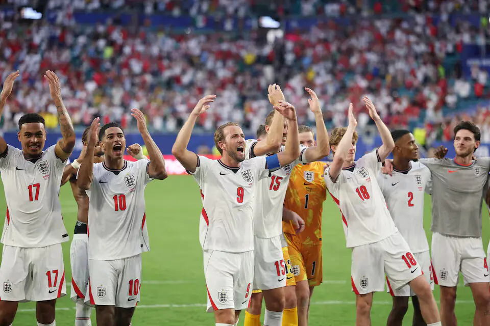 England's Morgan Rogers, Jude Bellingham, Harry Kane, Dan Burn, Jordan Pickford and Anthony Gordon celebrate after the match as England qualify for the semi finals of the World Cup. -- Reuters England's Morgan Rogers, Jude Bellingham, Harry Kane, Dan Burn, Jordan Pickford and Anthony Gordon celebrate after the match as England qualify for the semi finals of the World Cup. -- Reuters