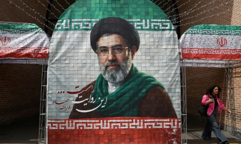 امریکا 'بڑا شیطان'، صدر ٹرمپ کے دستخط ناقابلِ اعتبار ہیں: ایرانی سپریم لیڈر امریکا 'بڑا شیطان'، صدر ٹرمپ کے دستخط ناقابلِ اعتبار ہیں: ایرانی سپریم لیڈر