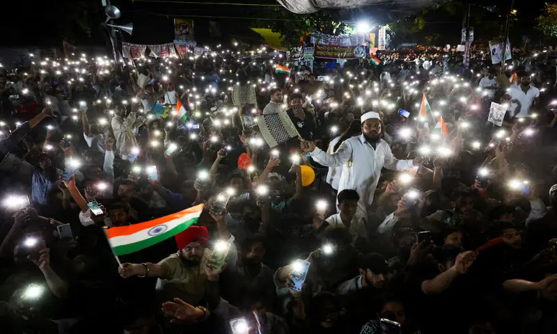Supporters of the Cockroach Janta Party chant slogans and wave their mobile phones with their flashlights on as they gather after Indian education reformer Sonam Wangchuk, who had been on a hunger strike, was taken to a hospital by authorities on Saturday during a sit-in protest at Jantar Mantar in New Delhi. -- Reuters Supporters of the Cockroach Janta Party chant slogans and wave their mobile phones with their flashlights on as they gather after Indian education reformer Sonam Wangchuk, who had been on a hunger strike, was taken to a hospital by authorities on Saturday during a sit-in protest at Jantar Mantar in New Delhi. -- Reuters