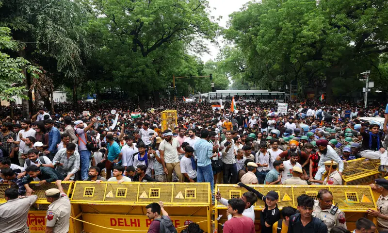 Supporters of Cockroach Janta Party demonstrate in New Delhi, India. -- Reuters Supporters of Cockroach Janta Party demonstrate in New Delhi, India. -- Reuters