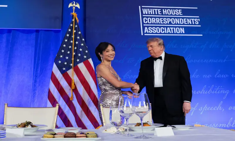 US President Donald Trump shake hands with CBS News senior White House correspondent Weijia Jiang at the White House Correspondents' Association Dinner at the Waldorf Astoria hotel in Washington, DC. -- Reuters US President Donald Trump shake hands with CBS News senior White House correspondent Weijia Jiang at the White House Correspondents' Association Dinner at the Waldorf Astoria hotel in Washington, DC. -- Reuters