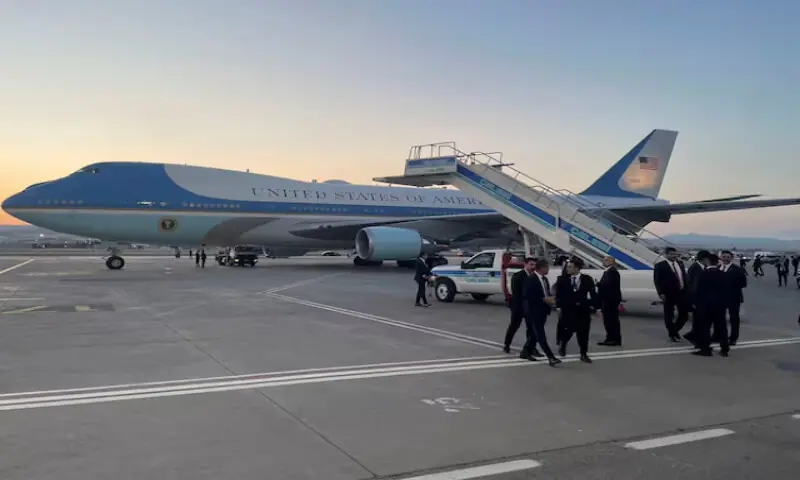 A catering truck is parked on the other side of Air Force One, before US President Donald Trump departs from Ankara en route to Washington after he participated in the NATO leaders' summit, at Ankara Esenboga Airport in Ankara, Turkiye, on July 8, 2026. Reuters file