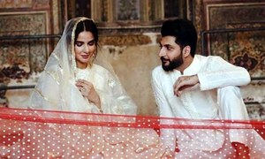 'قبول ہے۔۔' اداکارہ صبا قمر اور گلوکار بلال سعید نے شادی کرلی؟