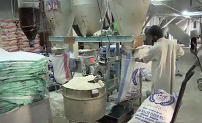 پنجاب: قیمتوں میں اضافہ، کئی اضلاع میں آٹا ناپید