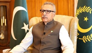 President Alvi signs off on ordinance to hold Senate polls through open ballot