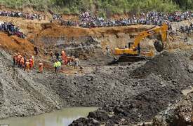 Search on for 11 trapped in illegal goldmine in Colombia