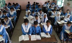 این سی او سی : تعلیمی اداروں کو معمول کے مطابق کھولنے کا فیصلہ