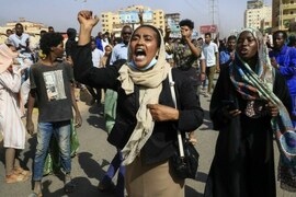 سوڈان میں ملٹری بغاوت، عوام سڑکوں پر