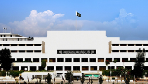 قائمہ کمیٹی اجلاس، فارمیسی رجسٹریشن کیلئے رشوت کا انکشاف