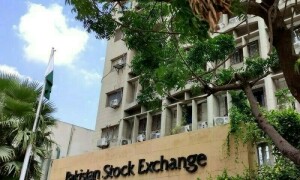 KSE-100 in a spiral, loses 1,500 points in intra-day trade amid uncertainty