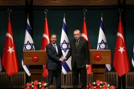 Turkey says warming Israel ties will help Palestinians