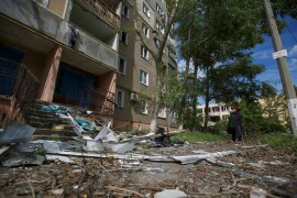 Ukraine says Russia shells more than 40 towns in Donbas push