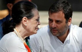 Sonia, Rahul Gandhi summoned in Indian money laundering probe