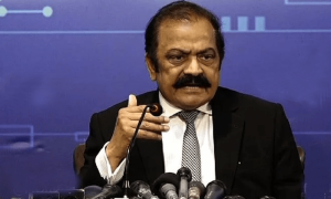 ضمانت ختم ہونے پر عمران نیازی کی سیکیورٹی ہی انہیں گرفتار کرلے گی: رانا ثناء اللہ