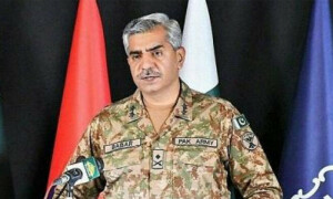 پرویز مشرف کی طبیعت خراب ہے، لیڈر شپ کا مشورہ ہے انہیں واپس آجانا چاہیئے: ترجمان پاک فوج