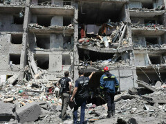 Blasts rock Ukraine city as Russian missiles drive up civilian death toll