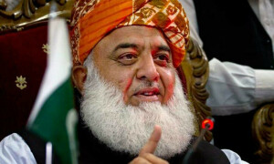 Imran&rsquo;s plan of dividing country exposed, claims Fazlur Rehman