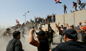 Supporters of Iraqi cleric Sadr storm back into Baghdad&rsquo;s Green Zone