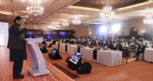 Finance minister stresses balance in income and expenditures