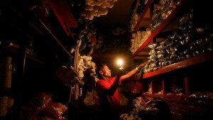 Bangladesh to cut school, office hours to save power