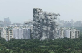 India demolishes illegal 100-metre &lsquo;twin towers&rsquo; outside Delhi