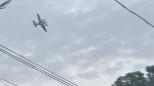 Pilot threatens to crash small plane into Mississippi Walmart
