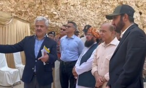 &lsquo;Pat on back&rsquo;: PM Shehbaz announces Rs5m for labourers in Balochistan