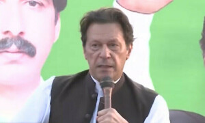 Imran Khan yet again tells supporters to be ready to take to the streets