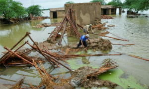 Pakistan flood death toll hits 1,638 as survivors continue to die