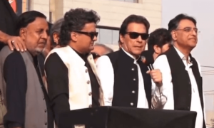 Imran demands Gen Bajwa sack &lsquo;errant officials responsible for Swati&rsquo;s torture&rsquo;