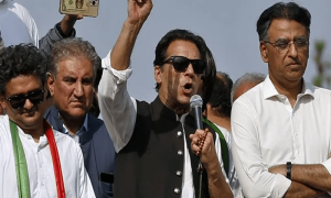 &ldquo;Ask Arshad Sharif&rsquo;s mother who was threatening her son&rdquo;