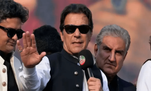 Imran Khan off to Lahore for &lsquo;key meeting&rsquo;