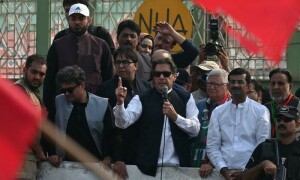 Imran sees &lsquo;revolution taking over country&rsquo; since his ouster