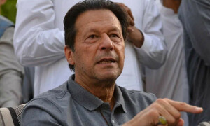 عمران کو پارٹی چیئرمین کے عہدے سے ہٹانے کی درخواست قابل سماعت قرار